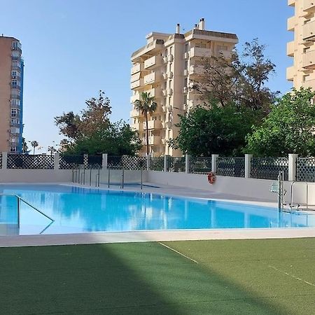 Elegante Alojamiento Con Piscina A 200 M Del Mar. Apartment Беналмадена Екстериор снимка