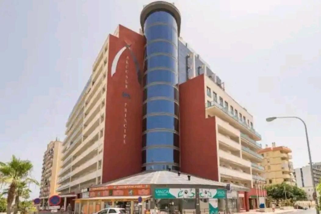 Elegante Alojamiento Con Piscina A 200 M Del Mar. Apartment Беналмадена Екстериор снимка